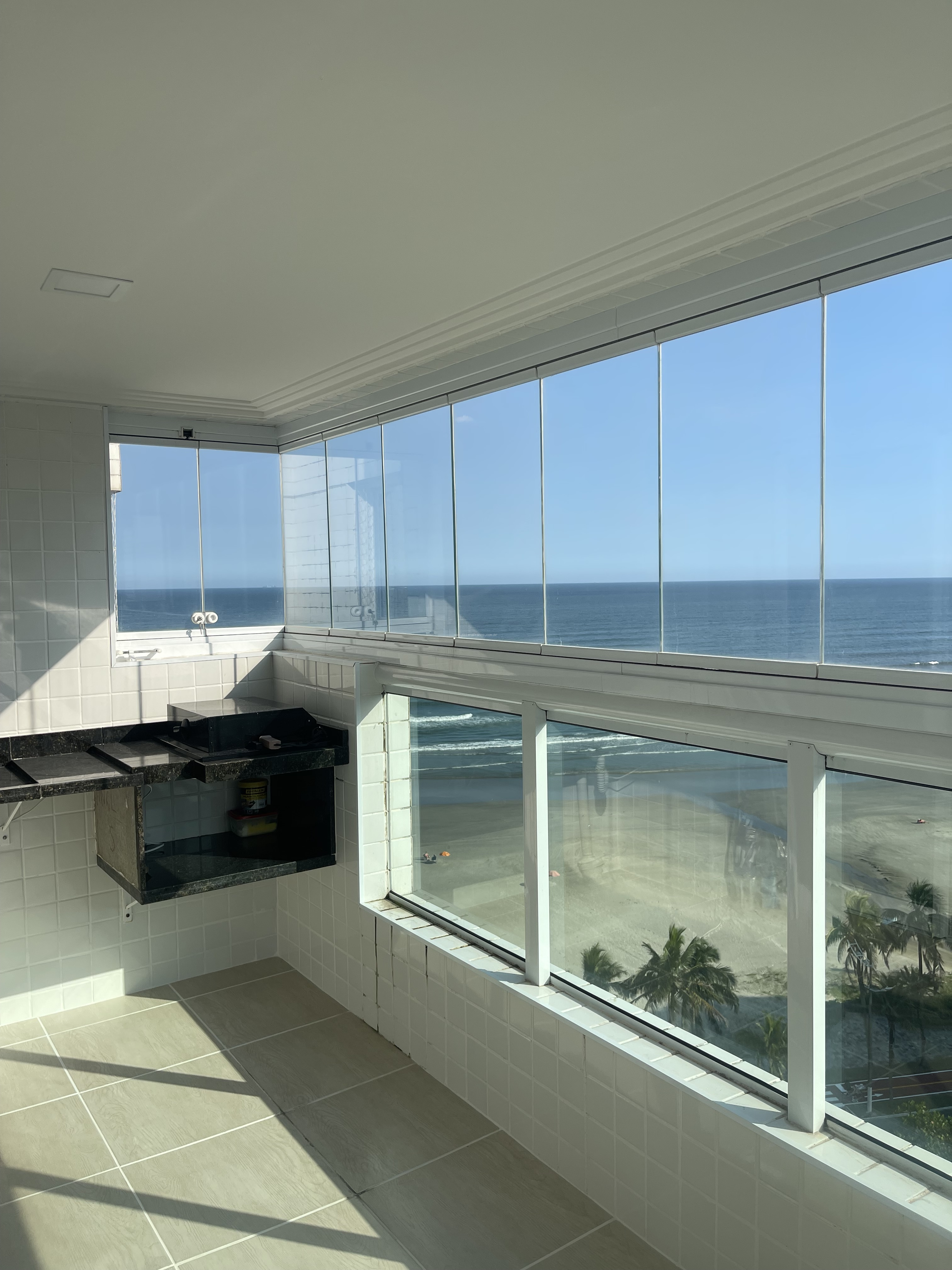 Apartamento Frente Mar em Praia Grande