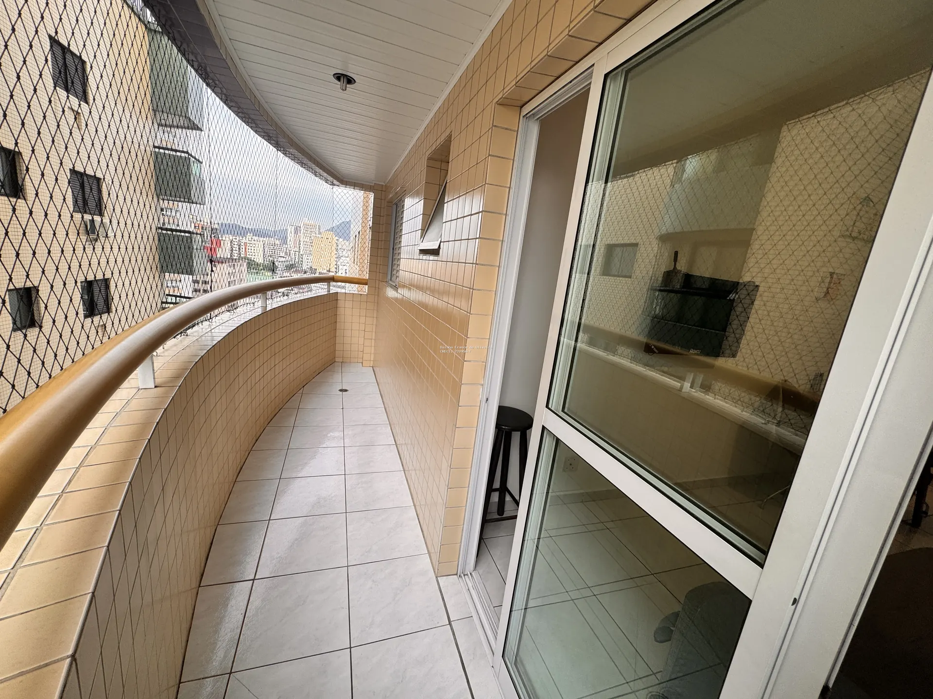Apartamento em Guilhermina, Praia Grande