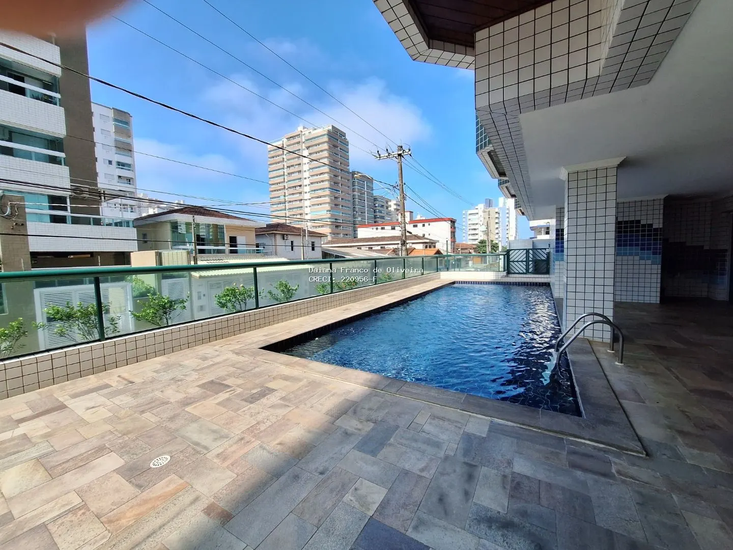 Apartamento em Guilhermina, Praia Grande