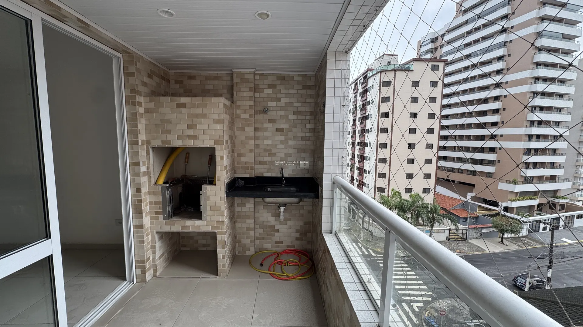 Apartamento em Guilhermina, Praia Grande